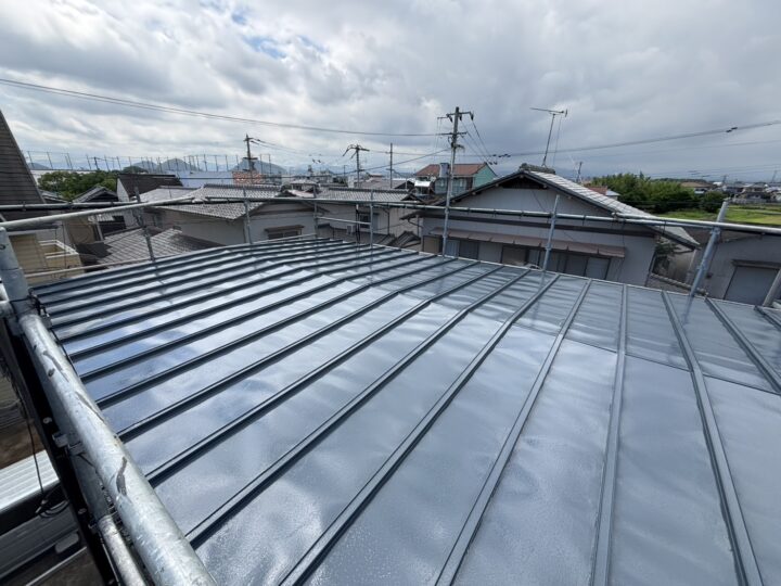 香川県高松市一宮町N様邸　屋根塗装/板金加工/樋撤去新設